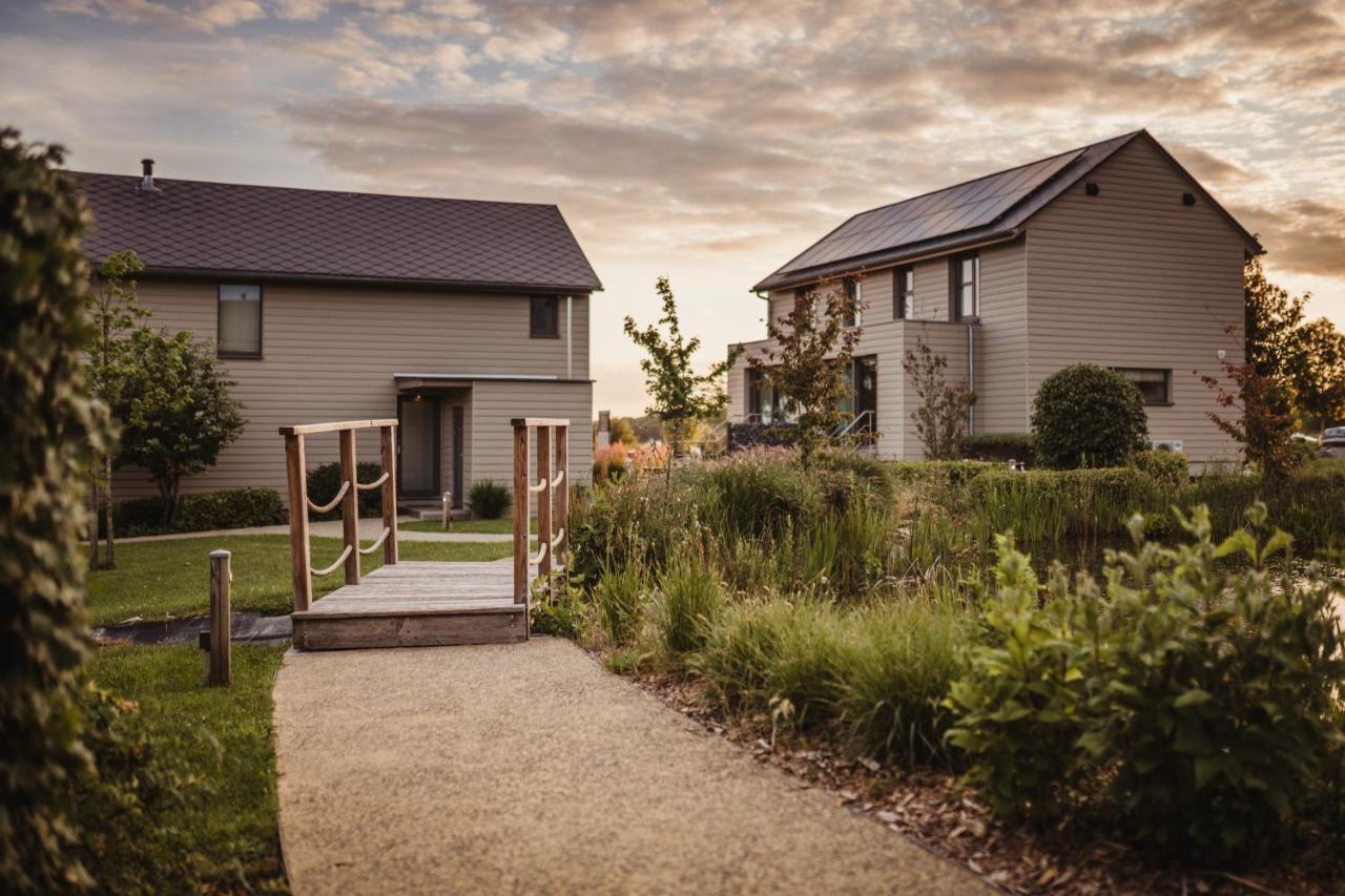 Golden Lakes Village Ardennes Boussu-lez-Walcourt المظهر الخارجي الصورة