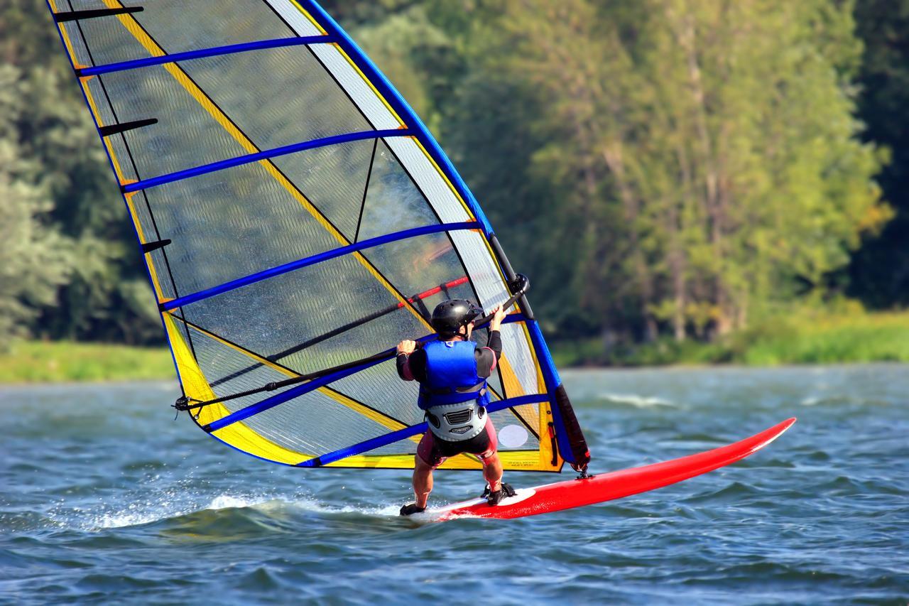 Golden Lakes Village Ardennes Boussu-lez-Walcourt المظهر الخارجي الصورة