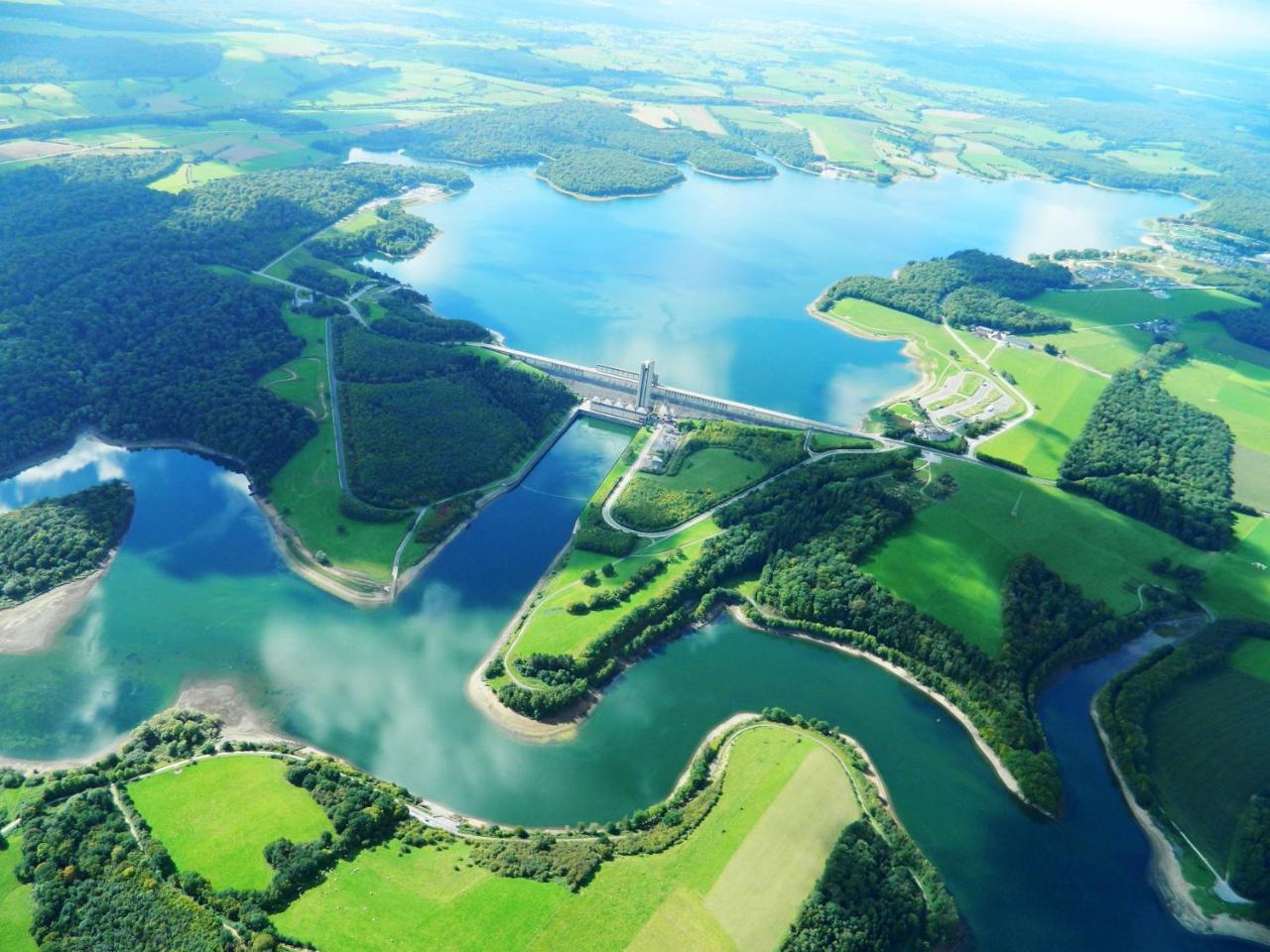 Golden Lakes Village Ardennes Boussu-lez-Walcourt المظهر الخارجي الصورة